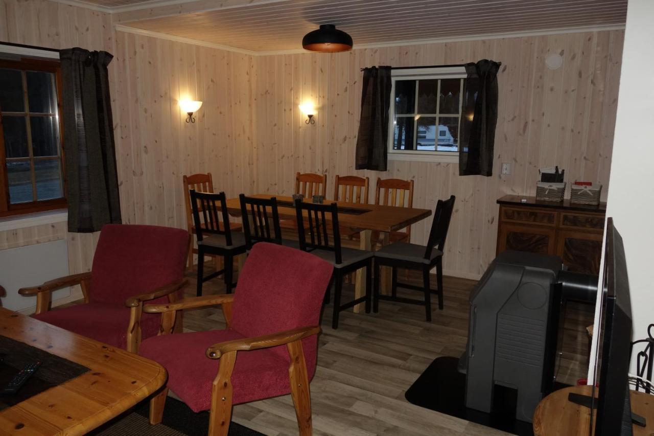 Roste Hyttetun Og Camping Os (Hedmark) Ngoại thất bức ảnh